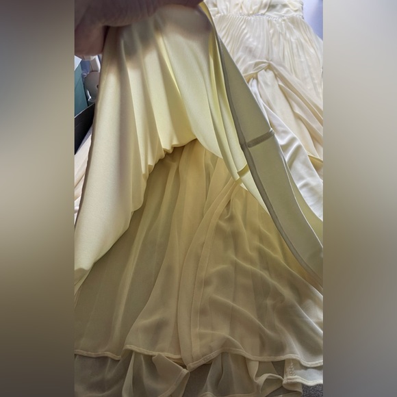 Aqua Dresses Yellow Pleated Halter Gown NWT Size 6 - Picture 8 of 16